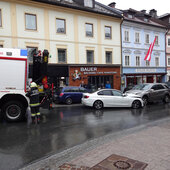 Aufräumen nach Verkehrsunfall