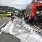 Aufräumen nach Verkehrsunfall B311