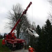 70 m über eine steile Böschung