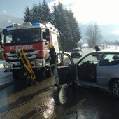 Fahrzeugbergung nach Verkehrsunfall