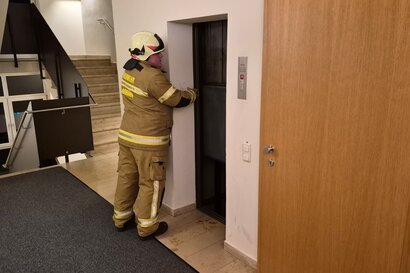 PERSONENRETTUNG AUS LIFT