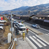 AUFRÄUMARBEITEN NACH VERKEHRSUNFALL