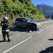 Aufräumarbeiten nach Verkehrsunfall