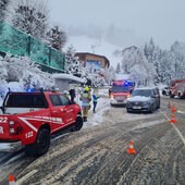 AUFRÄUMARBEITEN NACH VERKEHRSUNFALL