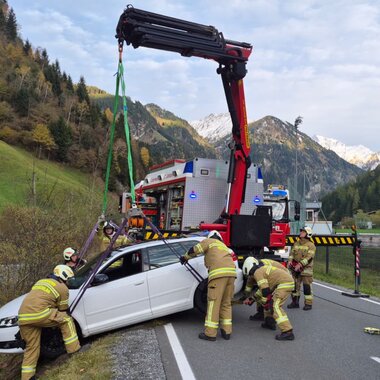 FAHRZEUGBERGUNG