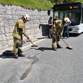 AUFRÄUMARBEITEN NACH VERKEHRSUNFALL