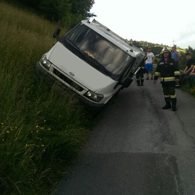 Fahrzeugbergung Güterweg Hahnbaum