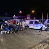 Aufräumarbeiten nach Verkehrsunfall